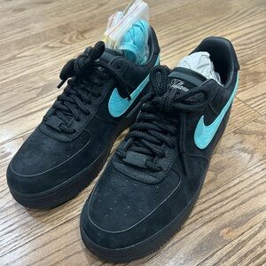 Black and Blue Men's Sneakers